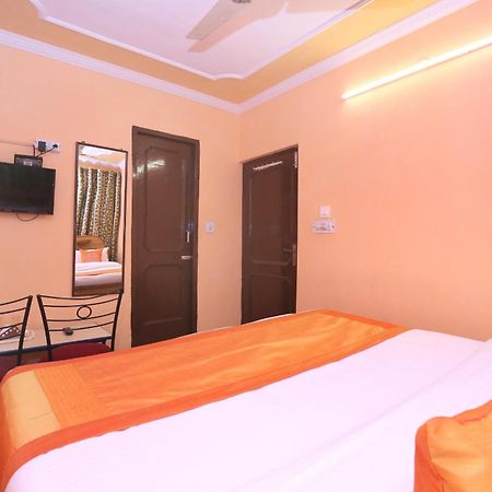Super Hotel O Rajesh Palace Chandigarh Exterior photo