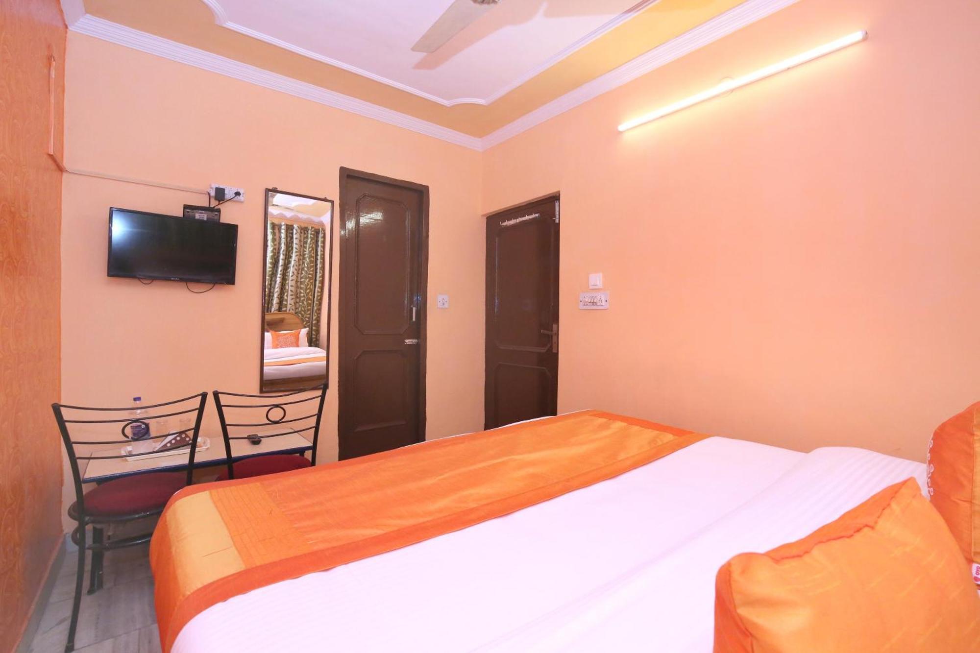 Super Hotel O Rajesh Palace Chandigarh Exterior photo